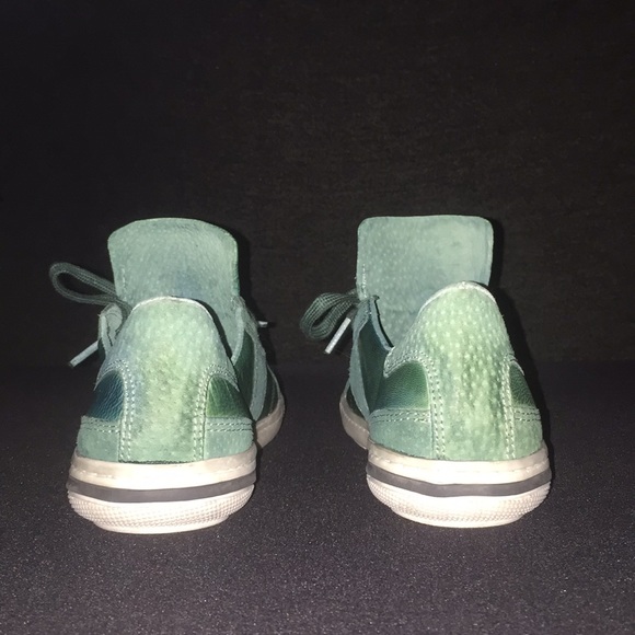 BCN Brand Sneakers - Picture 4 of 8